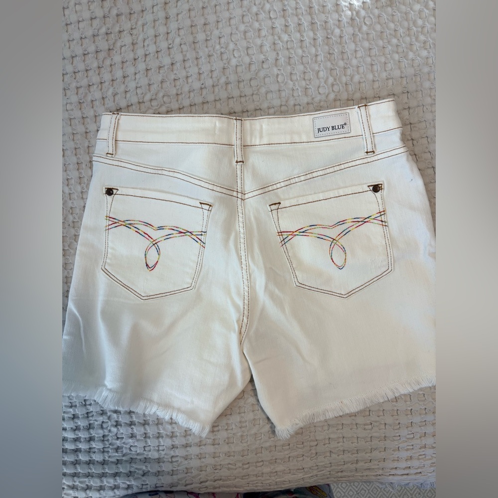 Judy Blue Women's Cream Denim Shorts with Colorful Stitching